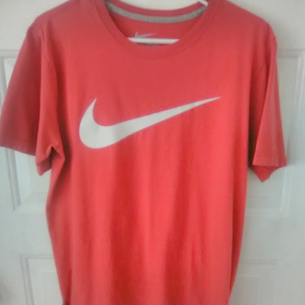 Men's medium shirt